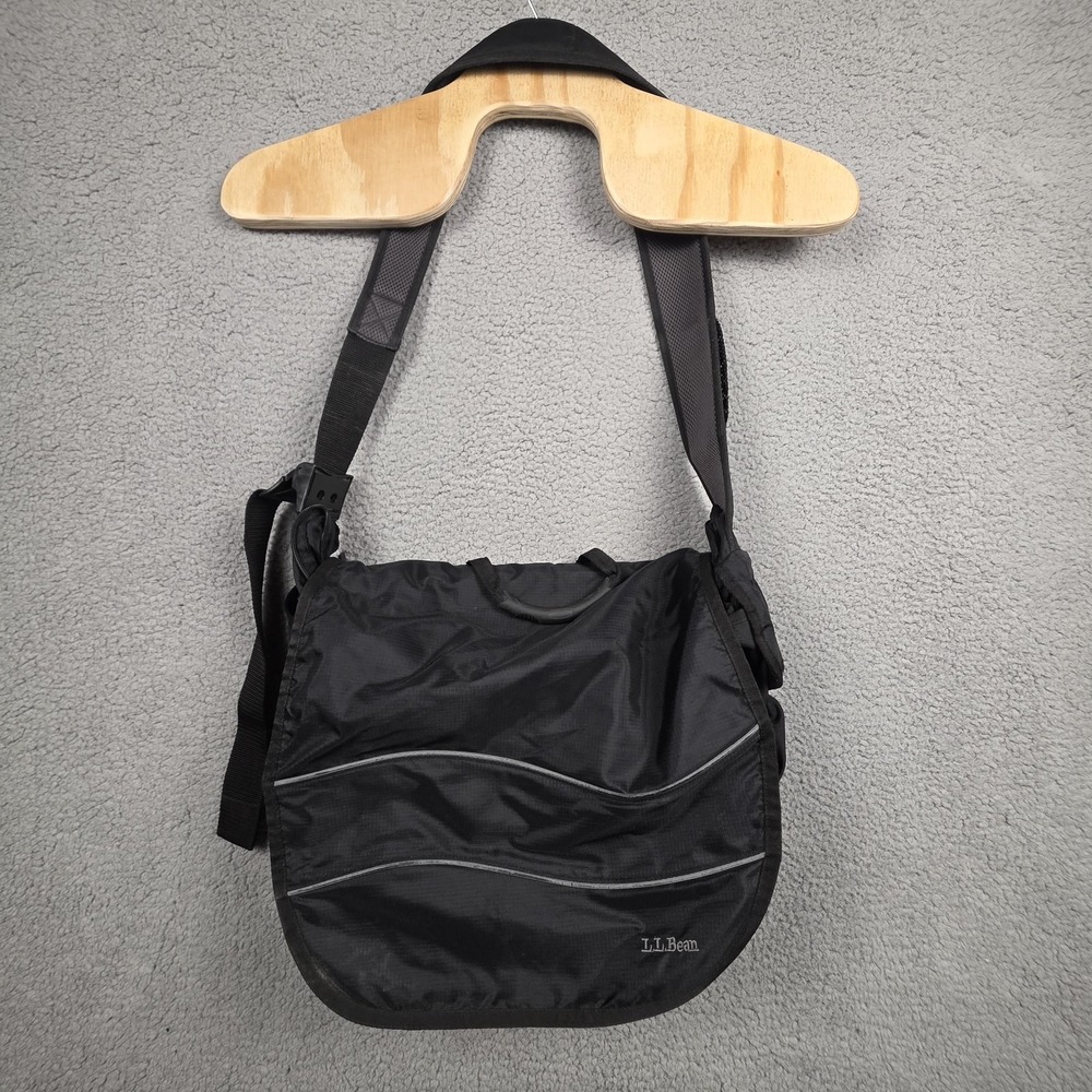 L.L. Bean Messenger Bag Mens Large Black‎ Nylon Crossbody Travel Organizer